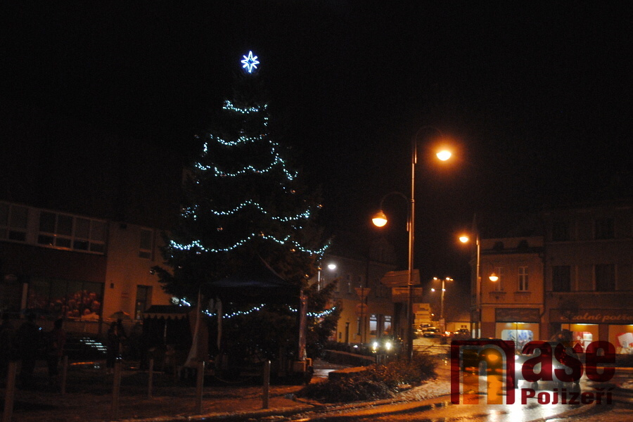 Rozsvícení vánočního stromu v Semilech 2015