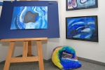 Vernisáž výstavy prací žáků výtvarného oboru nazvaná Samá voda v Krkonošském muzeu