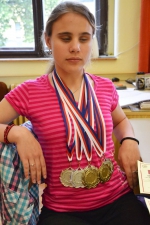 Nevidomá Eliška z Turnova bodovala na sportovních hrách mládeže