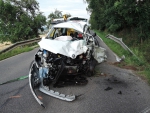 Vážná dopravní nehoda dvou aut na silnici  II/284 ve Stružinci
