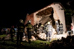 Zásah hasičů u zříceného domu v Rumburku