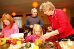 Barevný podzim ve tvořivých dílnách školní jídelny ve Vrchlabí