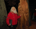 Stavění dřevěného betlému a rozsvícení vánočního stromu ve Vrchlabí