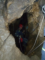 Cvičení hasičů ve skalních a jeskynních terénech