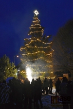 Slavnostní rozsvícení vánočního stromu ve Víchové nad Jizerou