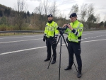 Nové speciální dalekohledy značky Nikon Monarch 82ED-A v akci krajských policistů
