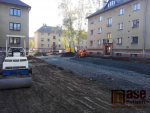 Výstavba parkoviště na semilském sídlišti Na Olešce u domu 437