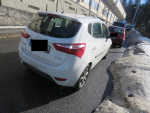 Nehoda dvou aut na jablonecké křižovatce ulic Turnovská a Vrkoslavická