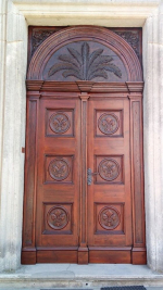 Generální oprava vstupních dveří kaple sv. Jana Nepomuckého na Valdštejně