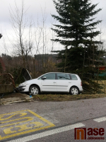 Nehoda auta v Maršovicích