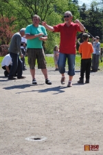 Momentky z turnaje ve cvrnkání kuliček v Semilech