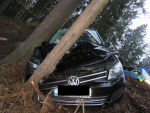 Nehoda vozidla VW Touareg mezi Zlatou Olešnicí a Sklenařicemi
