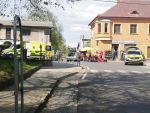 Motorkář a cyklista se střetli s auty v Přepeřích a Semilech