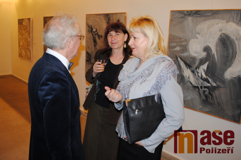 Michail Ščigol při vernisáži své výstavy v semilském muzeu Z deníků Franze Kafky v roce 2015