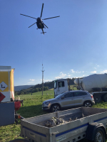 Energetikům v Krkonošském národním parku pomáhal vrtulník