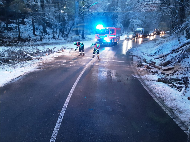 Zásahy hasičů na silnicích v Libereckém kraji