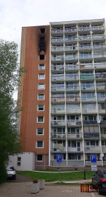 Požár panelového domu v Železném Brodě