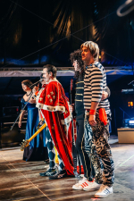 Koncert kapely Queenie na zámku Sychrov