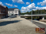 Průběh stavby mostu v září 2025