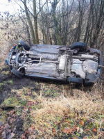 Nehoda osobního auta v obci Frýdštejn