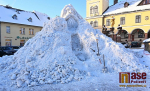 Stavba sněhového Krakonoše 6. 1. 2026