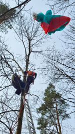 Záchrana paraglidisty na Kozákově
