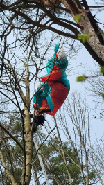 Záchrana paraglidisty na Kozákově