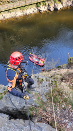 Záchrana na ferratě Vodní brána u Semil