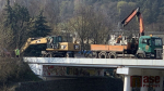 Začátek demolice mostu v Hodkovicích v sobotu 11. dubna 2026